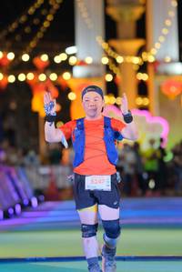 BIB: 5247, 121
                            <button type="button" onclick="openModal(21772676)" class="btn btn-primary btn-sm float-right btn-popup" data-toggle="modal" data-target=".modal-high-quality">
                        <i class="fas fa-shopping-cart"></i> Add to Cart
                    </button>
                                            <button type="button" onclick="isThisMe(21772676, true)" class="btn btn-success btn-sm float-right btn-popup btn-isme hidden" data-toggle="tooltip" data-placement="bottom" title="นี่คือรูปของคุณใช่ไหม คลิกที่นี่เพื่อเอาเข้าอัลบั้ม">
                        <i class="fas fa-plus"></i> Add to album
                    </button>
                    <button type="button" onclick="isThisMe(21772676, false)" class="btn btn-warning btn-sm float-right btn-popup btn-isnotme hidden">
                        <i class="fas fa-ban"></i> Remove from album
                    </button>